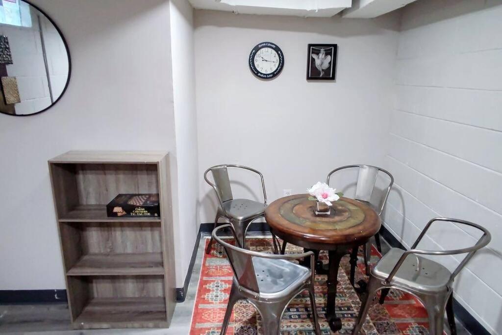 Spacious Suite Close To Downtown Indy/ King Bed 인디애나폴리스 외부 사진