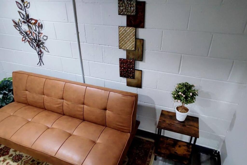Spacious Suite Close To Downtown Indy/ King Bed 인디애나폴리스 외부 사진